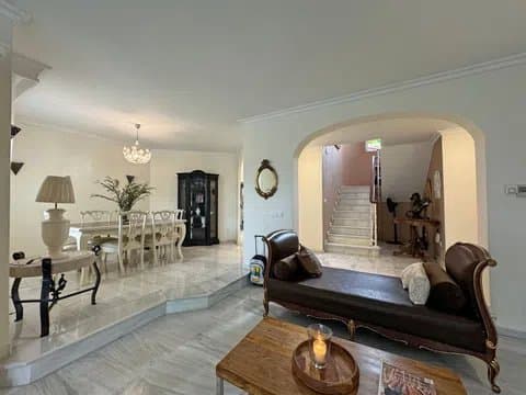 Villa in Manantiales with Guest Apartment thumbnail 21