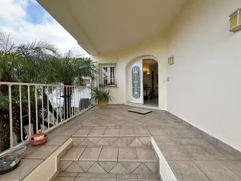 Villa in Manantiales with Guest Apartment thumbnail 6