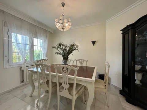 Villa in Manantiales with Guest Apartment thumbnail 10