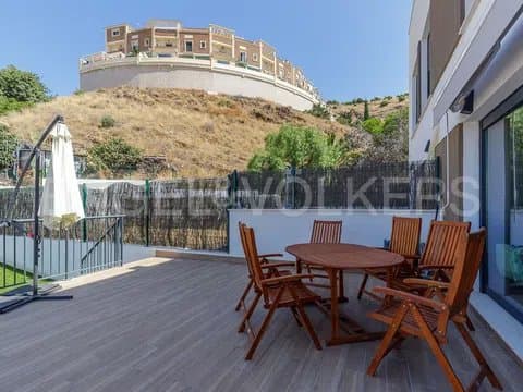 Chalet adosado en calle Félix Revello de Toro thumbnail 20