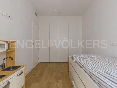 Chalet adosado en calle Félix Revello de Toro thumbnail 25