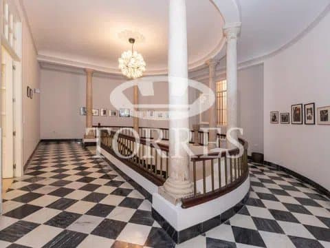 Historic Townhouse in Centro with Plaza Views thumbnail 13