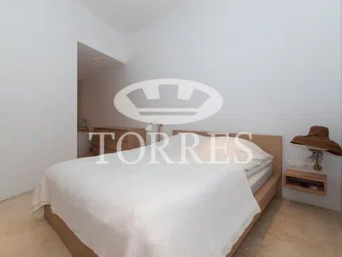 Historic Townhouse in Centro with Plaza Views thumbnail 21