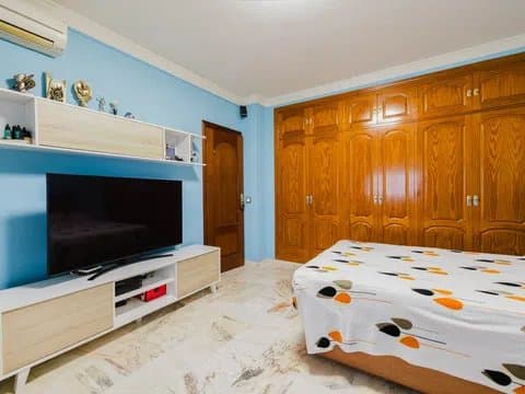 Chalet in Arroyo de la Miel with Three Levels thumbnail 24