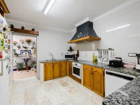 Chalet in Arroyo de la Miel with Three Levels thumbnail 10