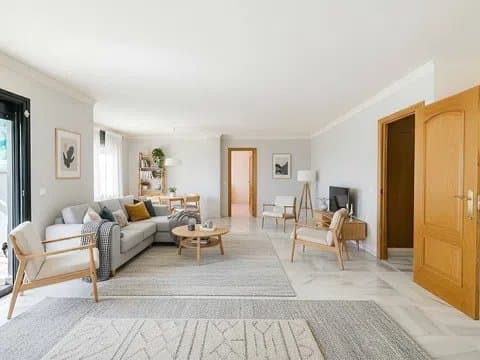 Penthouse in Arroyo de la Miel with Master Suite thumbnail 6