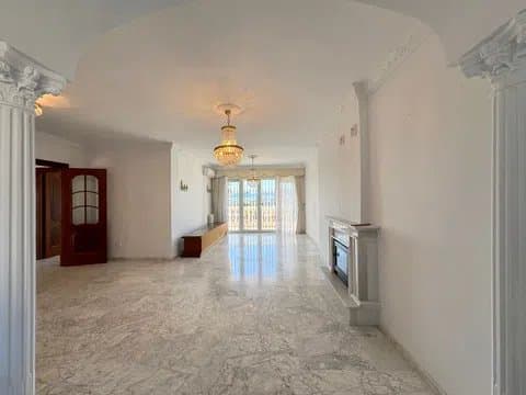 Villa in Capellanía with Semi-Basement Guest Space thumbnail 12